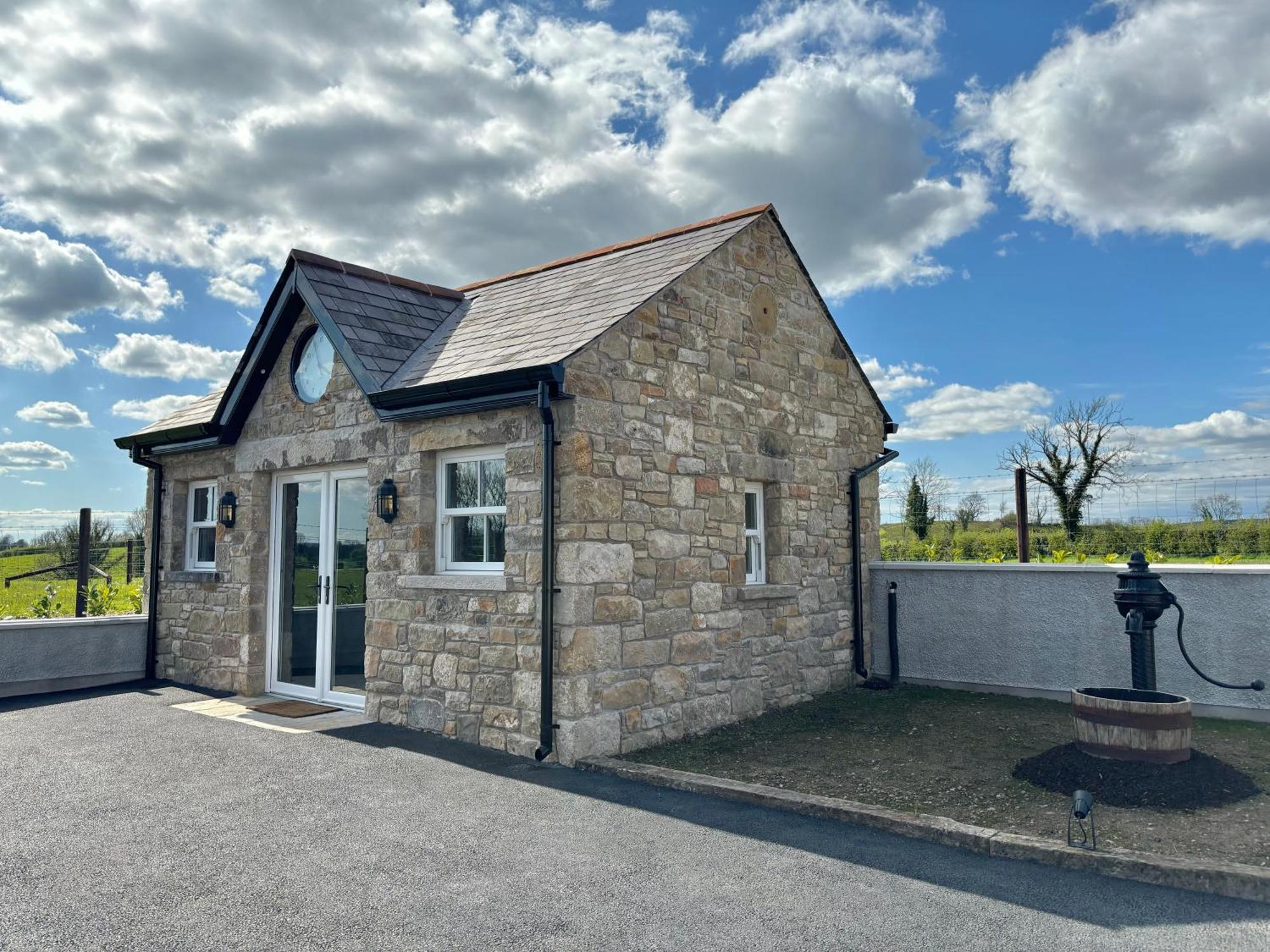 The Old Barn Villa Fivemiletown Exterior photo